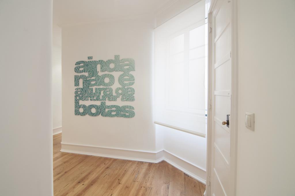 Flattered To Be In Lisboa Apartment Bagian luar foto